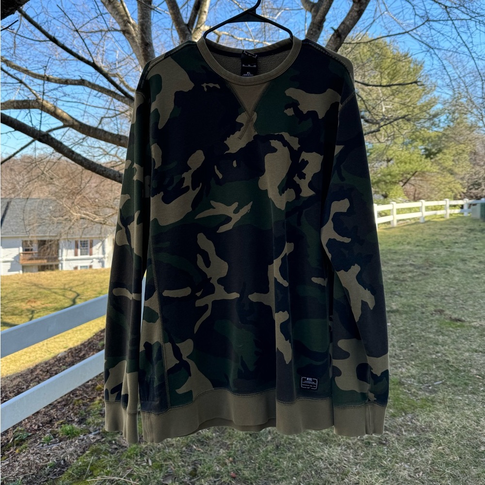 Nike Camo Crewneck
